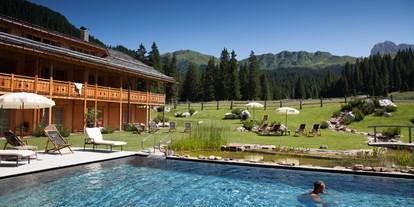 Allergiker-Hotels - rauchfreies Hotel - Pool Sommer - Tirler Dolomites Living Hotel 